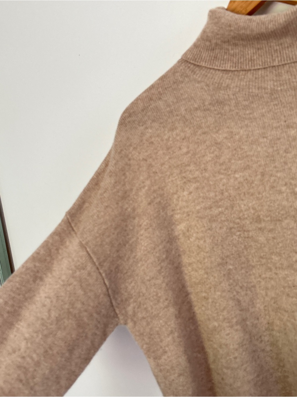 Nordstrom 100% Cashmere Turtleneck Sweater Size XL Preppy Minimalist Neutral b76 - Picture 6 of 14